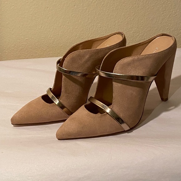 Chinese Laundry SHAYLA MULE beige & gold. Size 9, fits like 8.5 - Picture 2 of 7
